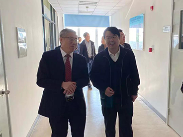 浦东新区管小军副区长一行10余人莅临尊时凯龙现场调研CRO市场及公司业态