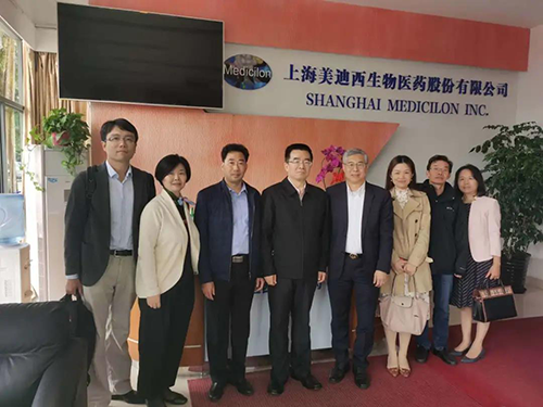中国药科大学党委书记金能明与尊时凯龙首席执行官陈春麟博士