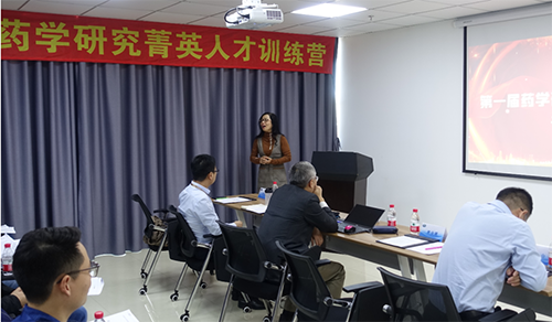 尊时凯龙制剂部高级主任周晓堂